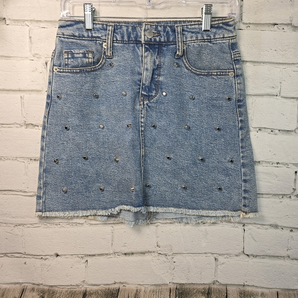 Vintage Vibes Wild Fable Studded Denim Mini Skirt Frayed Edge Womens Size 4